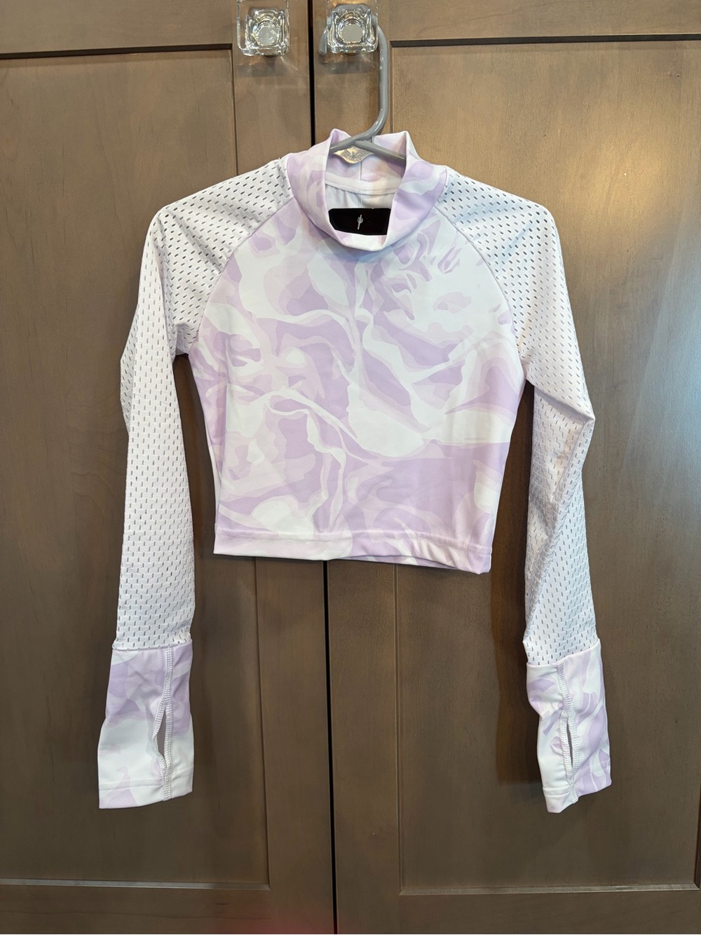 Chique Sport NWT Lilac Marble Long-Sleeve Skating Top